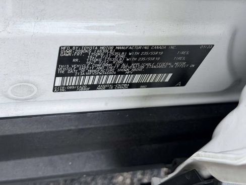 Certified 2023 Toyota RAV4 XLE Premium AWD/4WD image 27
