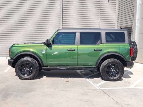 Used 2024 Ford Bronco Black Diamond image 5