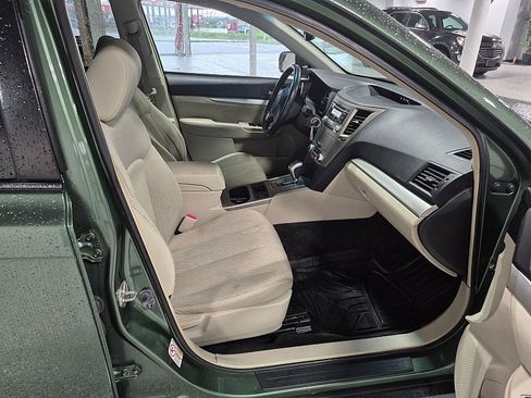 Used 2012 Subaru Outback 3.6R Premium AWD/4WD image 17