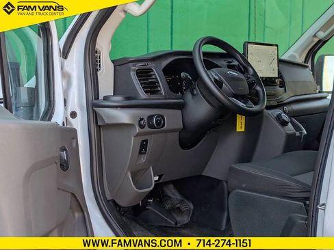 Used 2023 Ford E-Transit Medium Roof RWD image 15