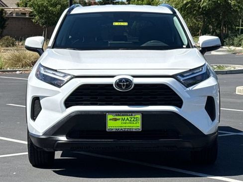 Used 2024 Toyota RAV4 XLE FWD image 7