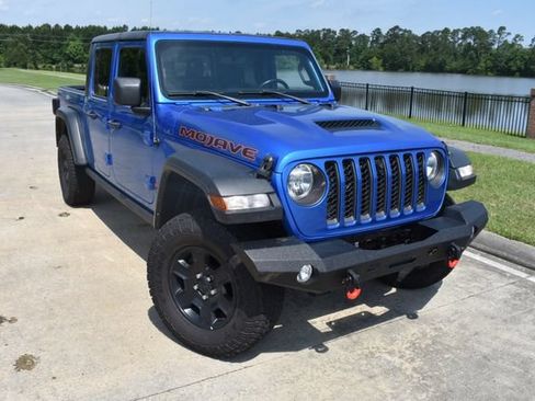 Used 2022 Jeep Gladiator Mojave w/ Trailer Tow Package AWD/4WD image 2