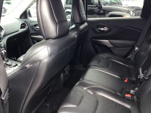 Used 2020 Jeep Cherokee Limited AWD/4WD image 39