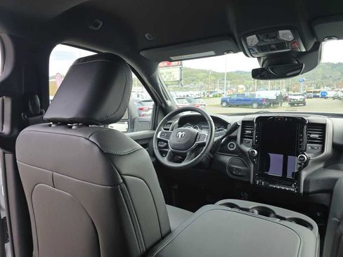 New 2026 RAM 2500 Tradesman AWD/4WD image 11