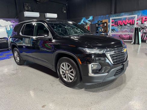 Used 2023 Chevrolet Traverse LT w/ LPO, Cargo Package AWD/4WD image 7
