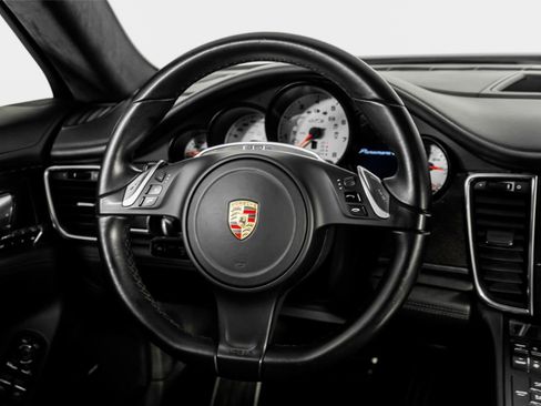 Used 2014 Porsche Panamera GTS image 54