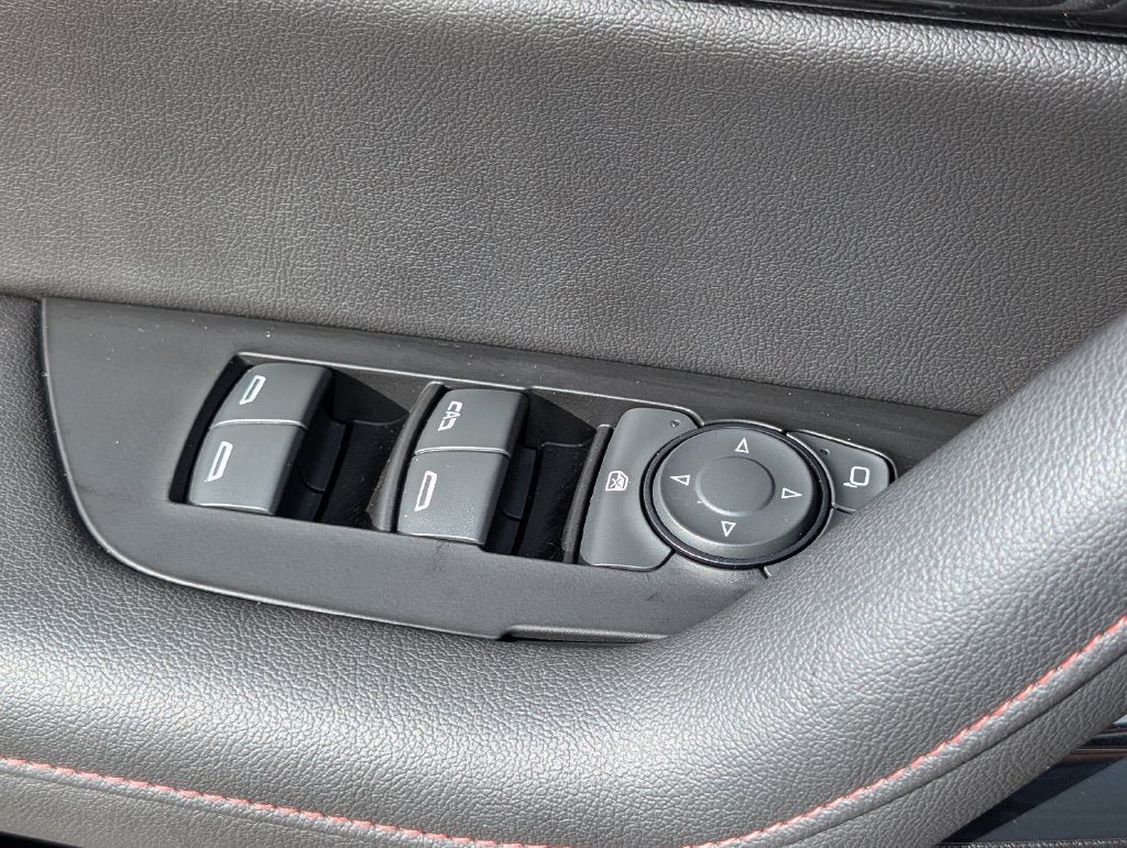 Used 2022 Chevrolet Blazer RS w/ Driver Confidence II Package FWD image 18
