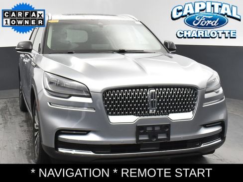 Used 2023 Lincoln Aviator Reserve RWD image 3