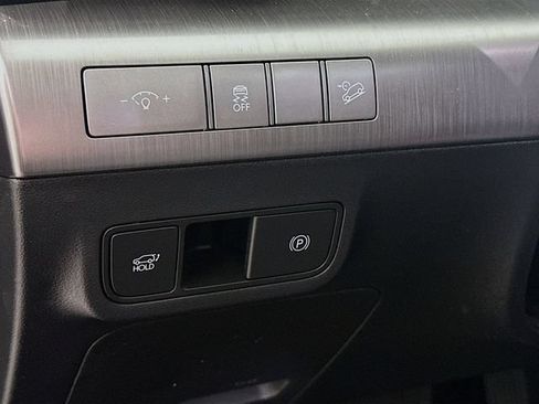 Certified 2024 Hyundai Kona Limited AWD/4WD image 13