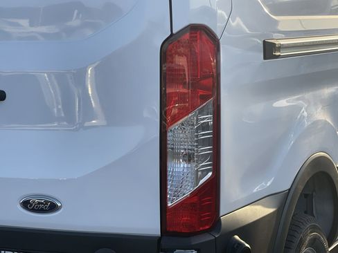 New 2024 Ford Transit 250 Low Roof RWD image 9