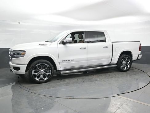 Used 2022 RAM 1500 Limited w/ Body-Colour Bumper Group image 10