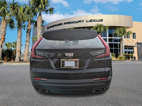 Used 2019 Cadillac XT4 Luxury FWD image 6