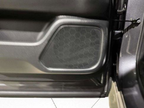 Used 2025 Honda Pilot EX-L image 39