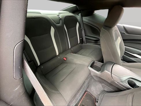 Used 2020 Chevrolet Camaro SS RWD image 19