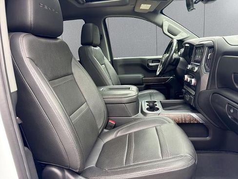 Used 2020 GMC Sierra 1500 Denali w/ Denali Ultimate Package AWD/4WD image 17