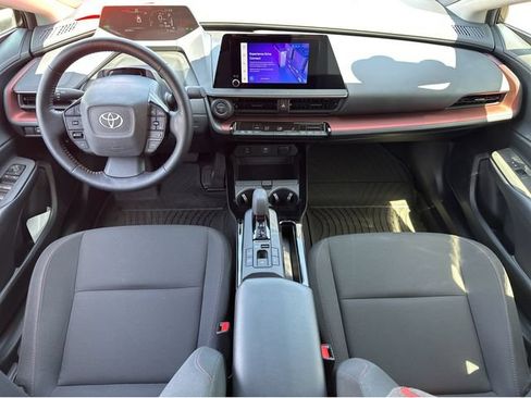 Used 2023 Toyota Prius Prime FWD image 17