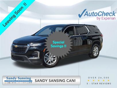 Used 2023 Chevrolet Traverse LS