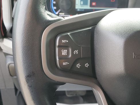 Used 2023 Ford Bronco Badlands image 12