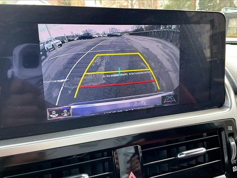 Used 2022 Lexus GX 460 Premium w/ Premium Plus Package image 19