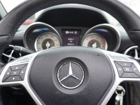 Used 2012 Mercedes-Benz SLK 350 image 20