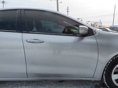 Used 2016 Dodge Dart SXT image 21