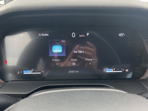 Used 2023 Jeep Grand Cherokee Altitude image 16