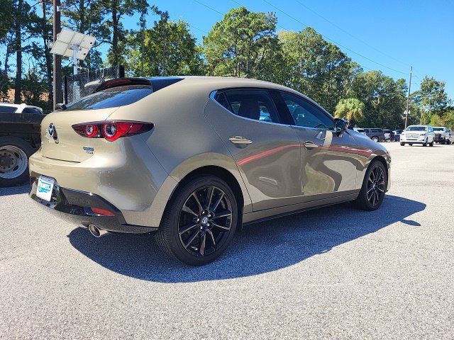 Used 2024 MAZDA MAZDA3 s AWD/4WD image 2