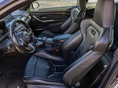 Used 2019 BMW M4 Coupe w/ Competition Package image 25