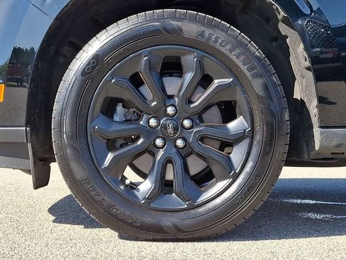 Used 2024 Ford Maverick Lariat w/ Black Appearance Package AWD/4WD image 9
