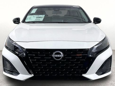 New 2026 Nissan Altima 2.5 SR AWD/4WD image 38