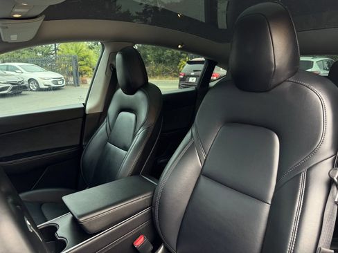 Used 2020 Tesla Model Y Long Range AWD/4WD image 11