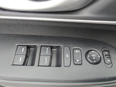 Certified 2022 Honda CR-V EX image 27
