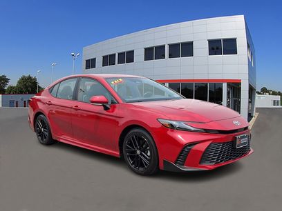 Used 2025 Toyota Camry SE