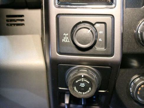 Used 2020 Ford F150 XLT w/ Equipment Group 302A Luxury AWD/4WD image 23