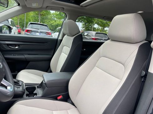 Certified 2025 Honda CR-V EX image 25