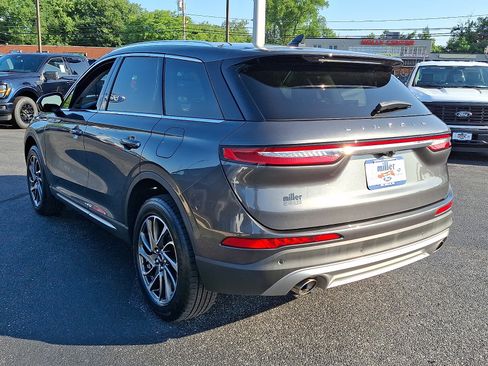 Used 2020 Lincoln Corsair AWD w/ Equipment Group 101A image 4