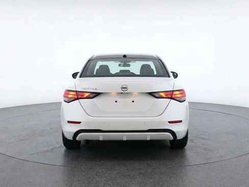 Used 2025 Nissan Sentra SV FWD image 7