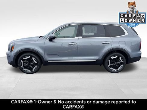 Used 2024 Kia Telluride EX w/ EX Captain's Chair Package AWD/4WD image 4