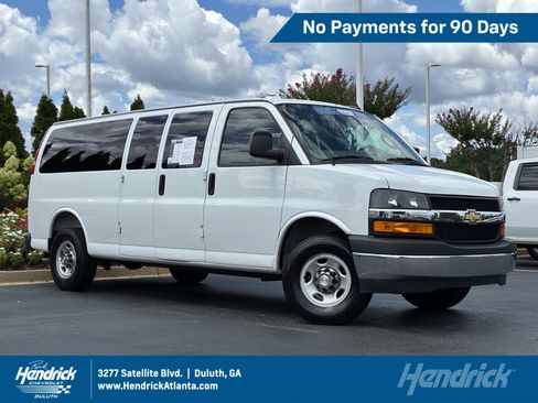Used 2025 Chevrolet Express 3500 LT w/ LT Preferred Equipment Group RWD image 1