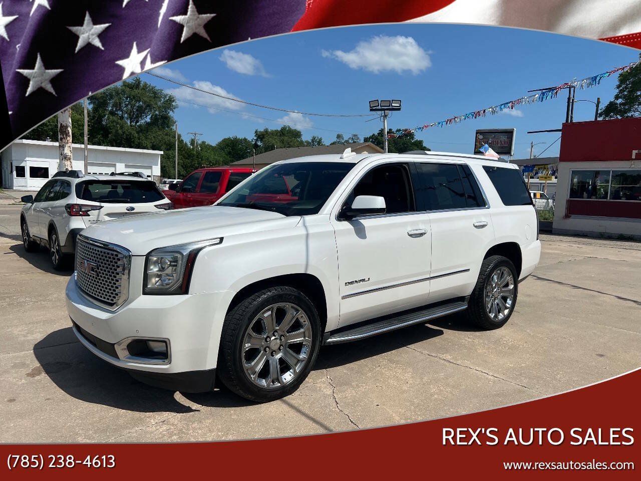 Used 2017 GMC Yukon Denali w/ Open Road Package AWD/4WD image 1