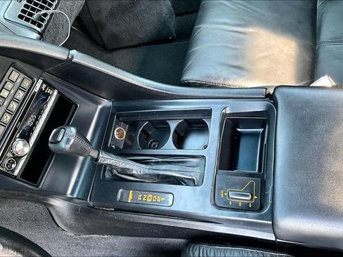 Used 1992 Chevrolet Corvette Convertible RWD image 13