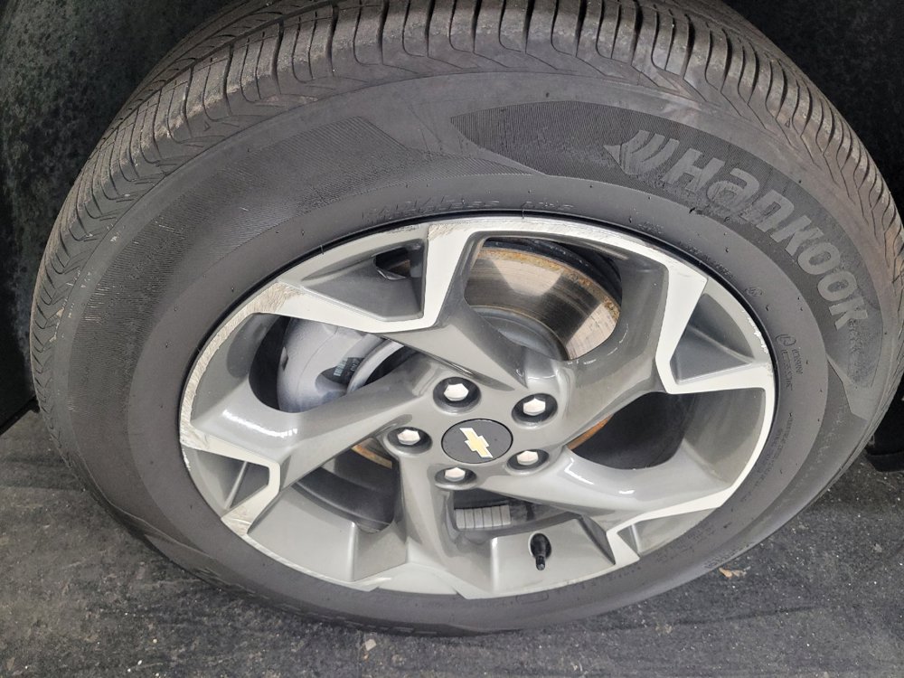 Used 2025 Chevrolet Trax LT w/ Driver Confidence Package FWD image 31
