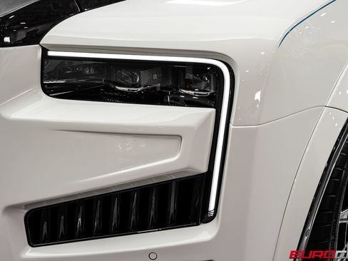 Used 2026 Rolls-Royce Cullinan AWD/4WD image 14