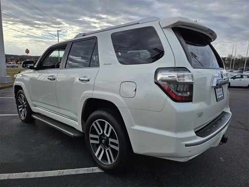 Used 2021 Toyota 4Runner Limited image 5