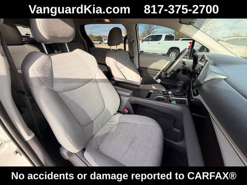 Used 2021 Toyota Sienna LE image 26