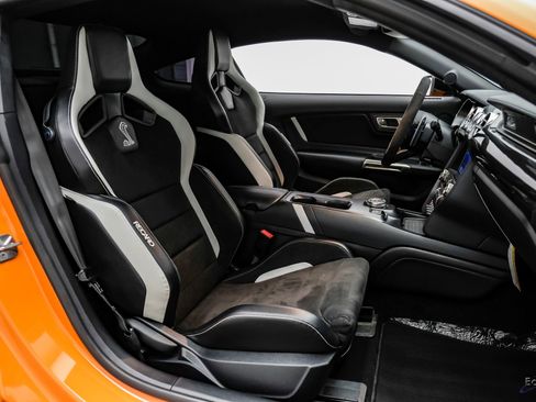 Used 2020 Ford Mustang Shelby GT500 w/ Carbon Fiber Track Pack RWD image 61