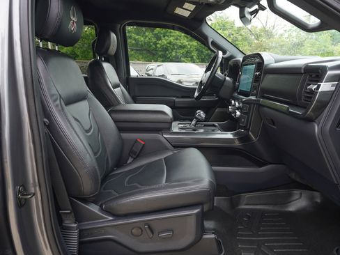 Used 2022 Ford F150 XLT w/ Equipment Group 302A High image 10