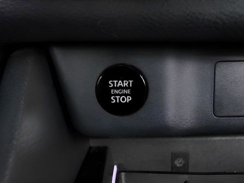 Used 2024 Nissan Rogue SL w/ SL Premium Package image 23