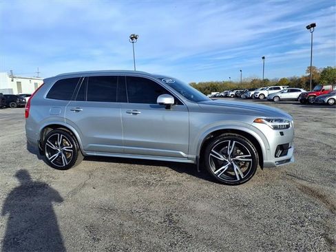 Used 2019 Volvo XC90 T5 R-Design w/ Advanced Package image 5