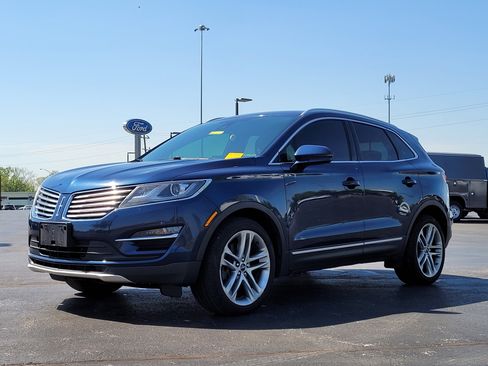 Used 2017 Lincoln MKC Reserve w/ Lincoln MKC Climate Package image 8